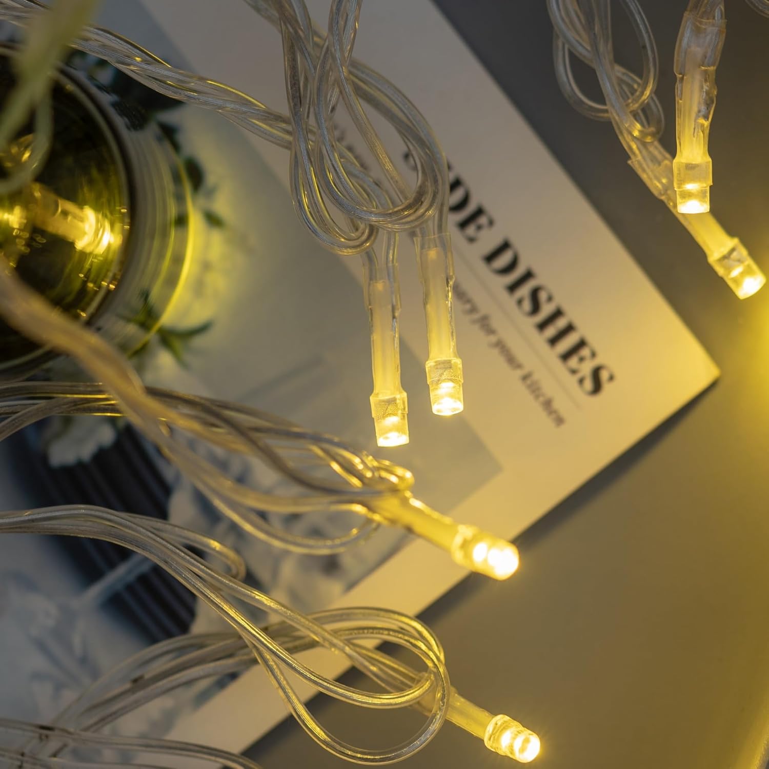 Гірлянда LED вулична 30 м, 300 світлодіодів, тепле біле світло, 8 режимів, вологозахищена